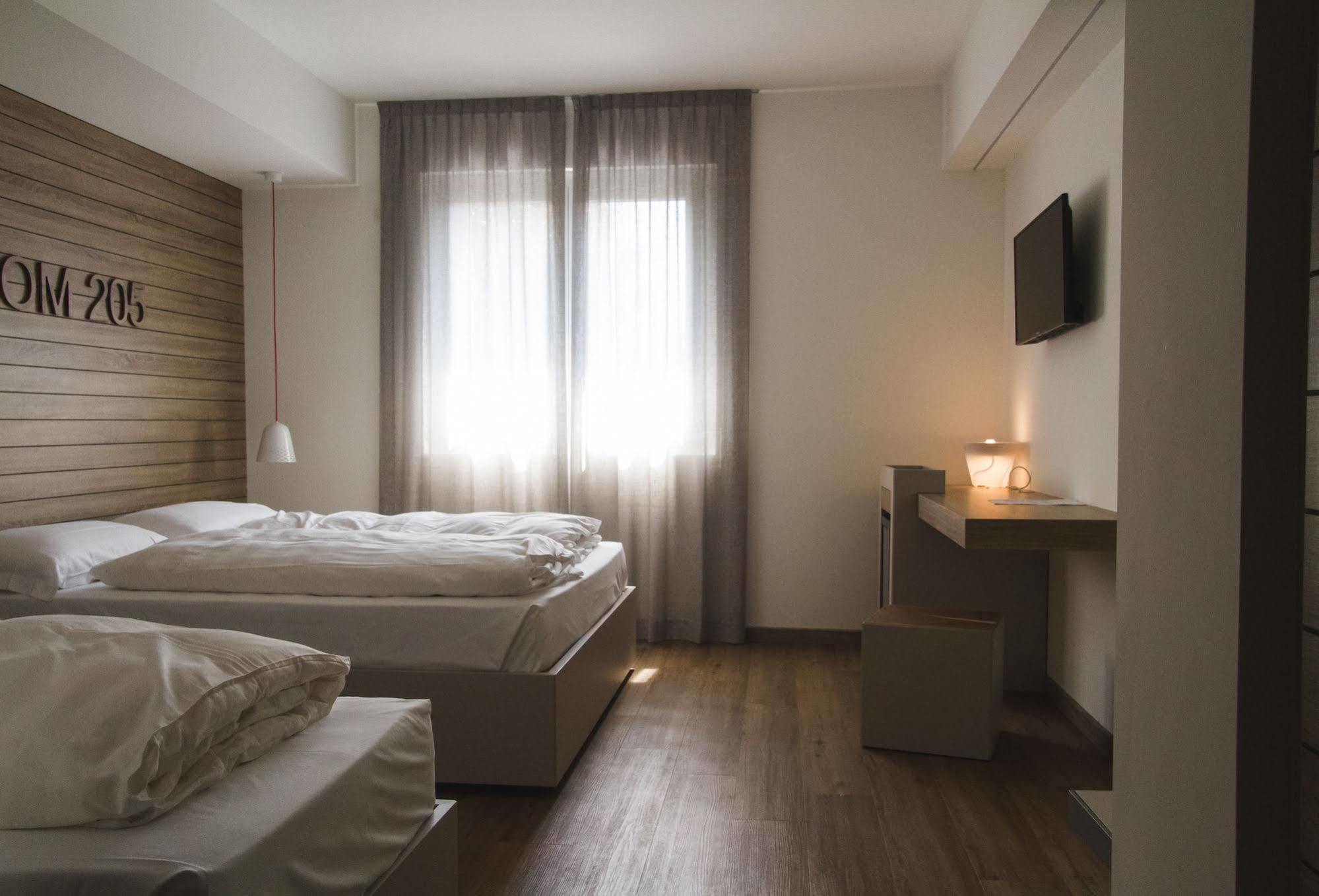 B612 Hotel Levico Terme Exterior photo